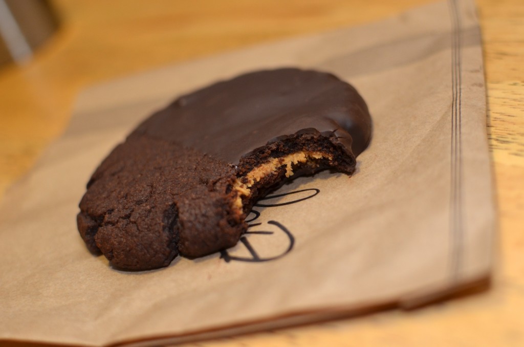 Chocolate dipped Speculoos cookie